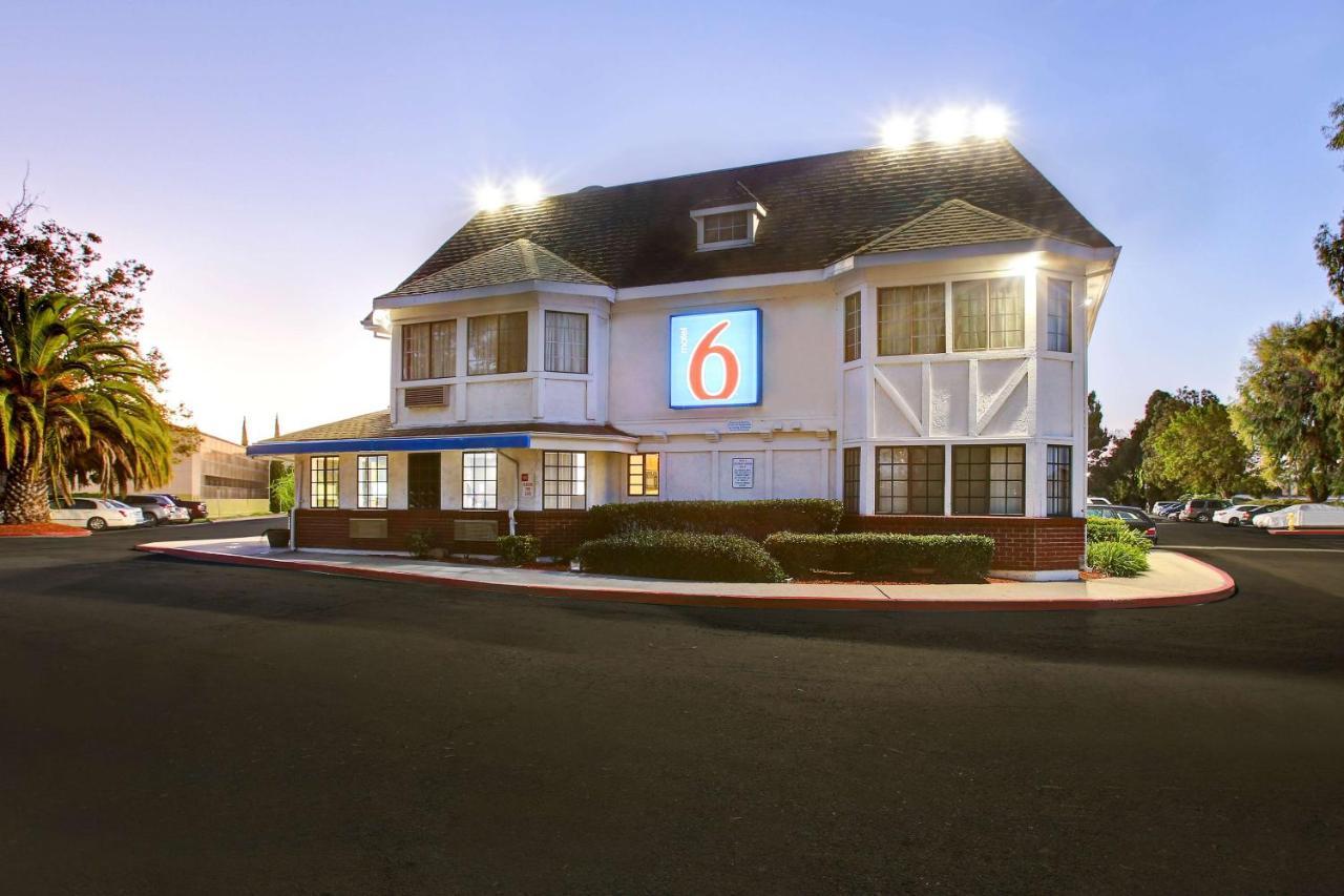 Motel 6-Fremont, Ca - North Екстер'єр фото